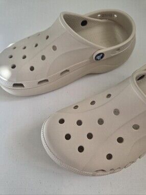 Crocs Platform Clog in Bone - Nwot